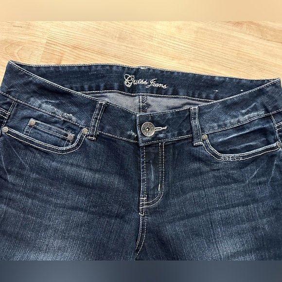 Women’s Guess Jeans - Picture 3 of 4